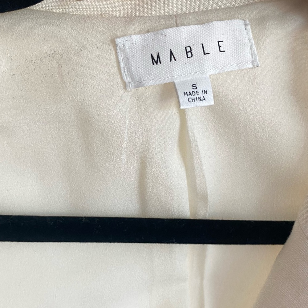 Linen Blazer - Picture 6 of 6